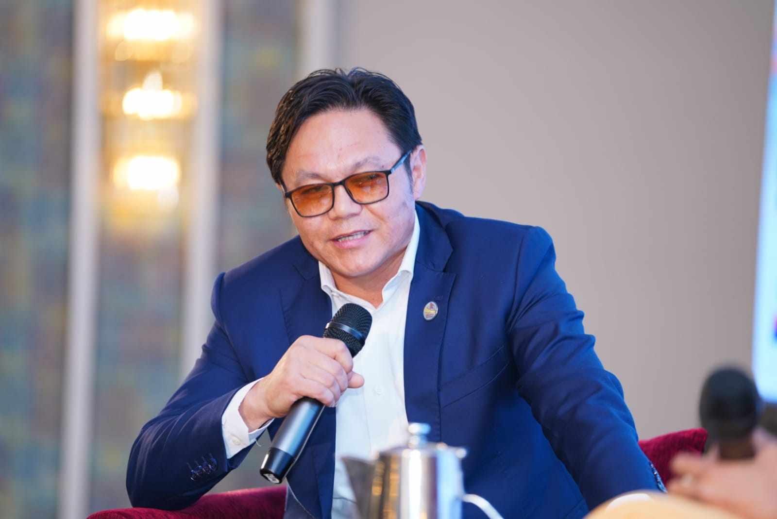 संस्कृति, पर्यटन तथा नागरिक उड्डयनमन्त्री सुदन किराती धर्मामा राजनितिक रंग दिदै