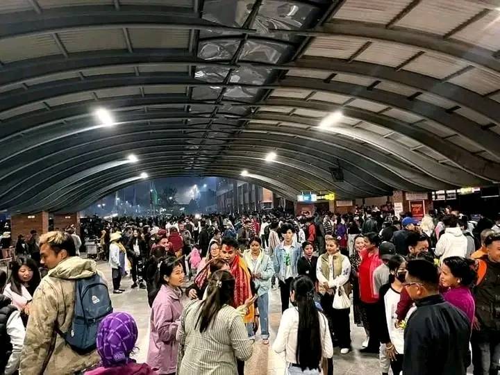 कविता : साथि म लागे